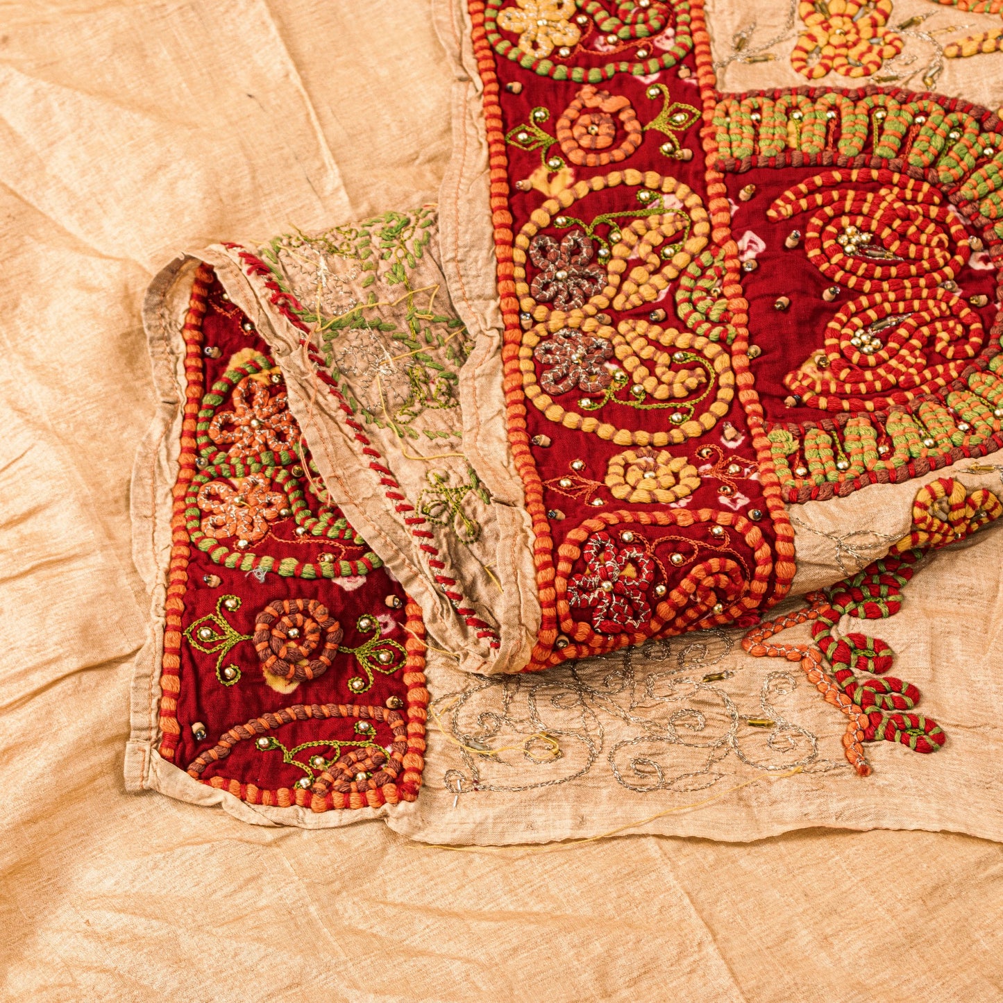 Sanskriti Vintage Cream Pure Silk Dupatta/Stole Hand Embroidered Peacock Scarf