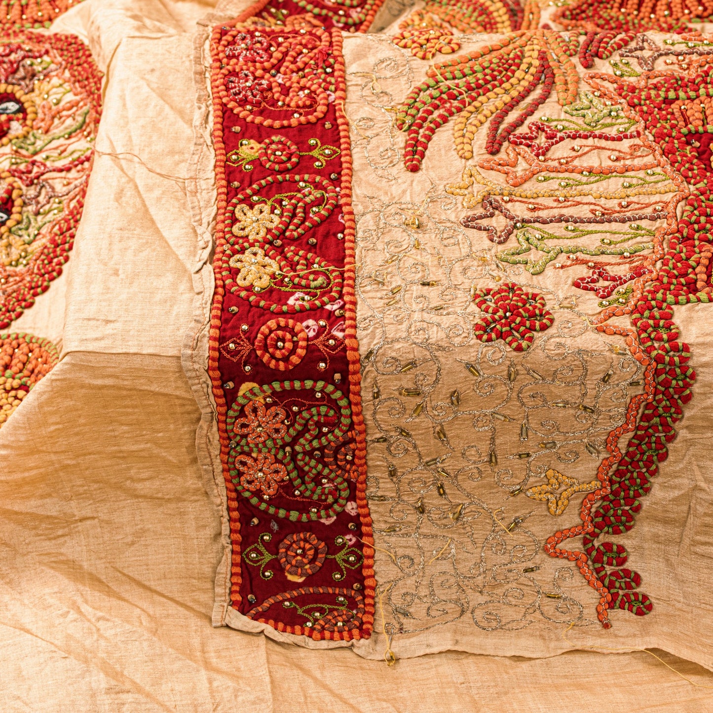 Sanskriti Vintage Cream Pure Silk Dupatta/Stole Hand Embroidered Peacock Scarf