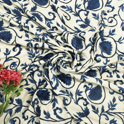 Sanskriti Vintage White Pure Crepe Silk Dupatta/Stole Floral Embroidered Veil