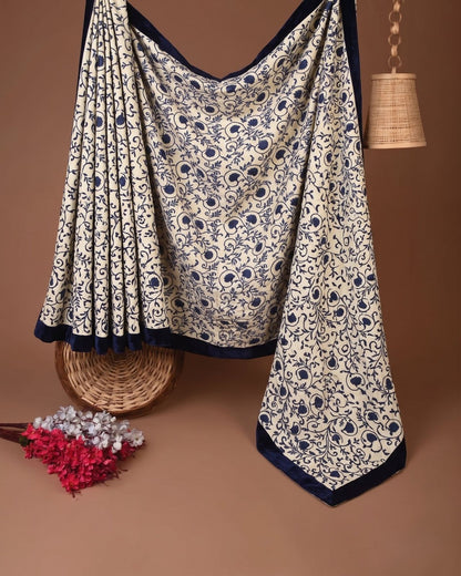 Sanskriti Vintage White Pure Crepe Silk Dupatta/Stole Floral Embroidered Veil