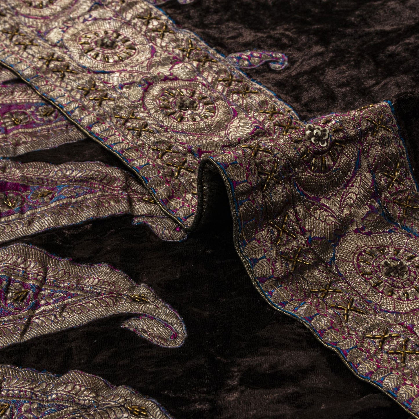 Sanskriti Vintage Brown Velvet Dupatta/Stole Brocade Woven Patch Work Wrap Veil