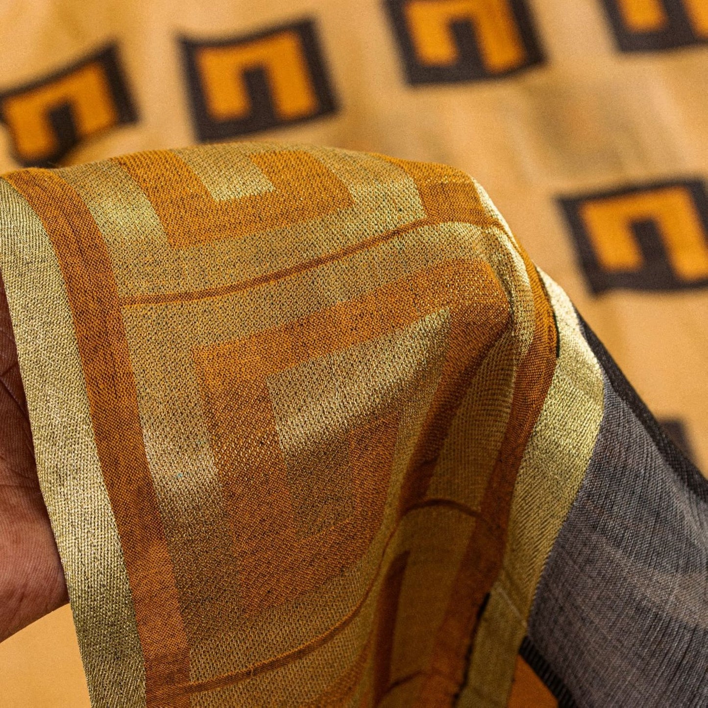 HS-5370 fabricshot resized