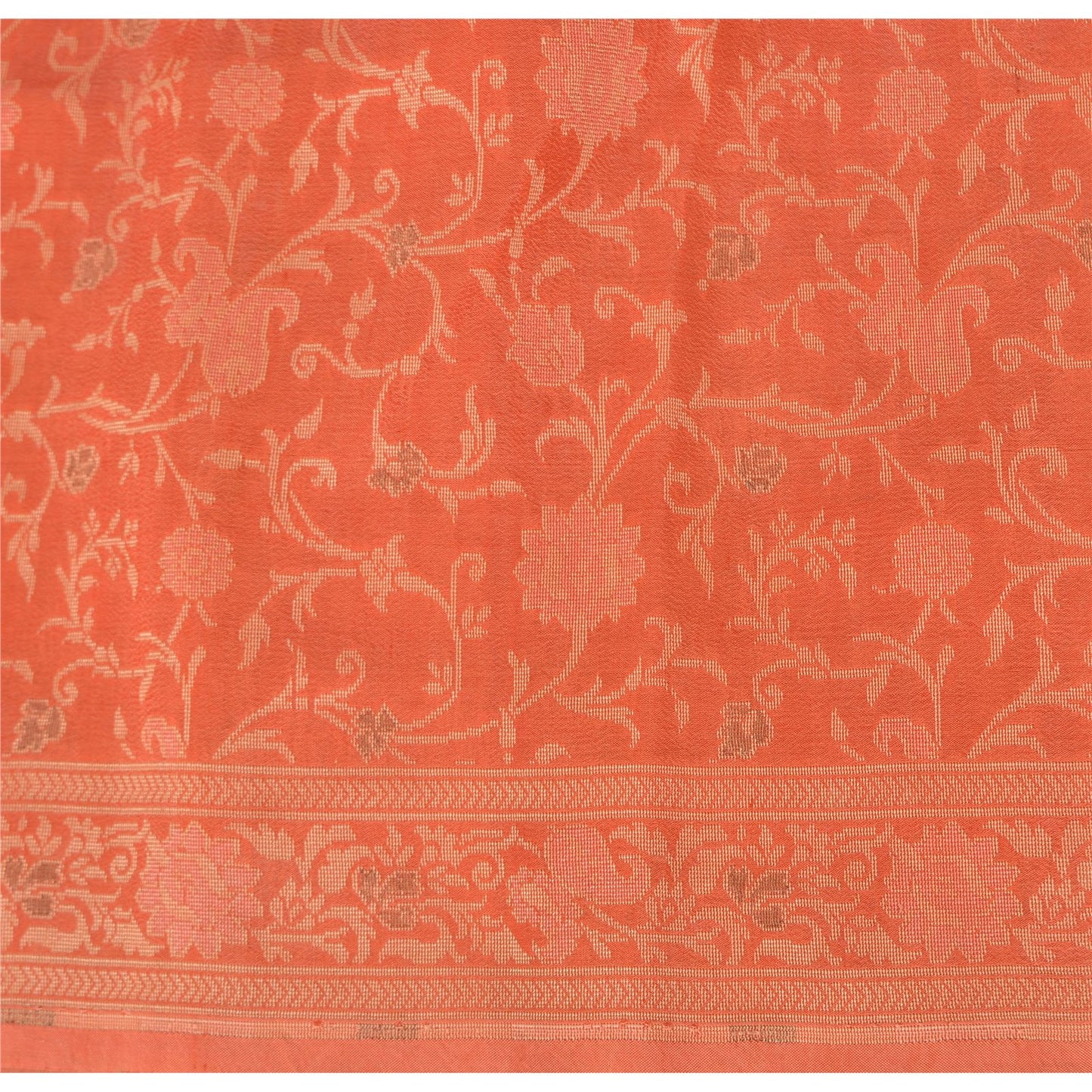 HS-5693 designcloseup resized