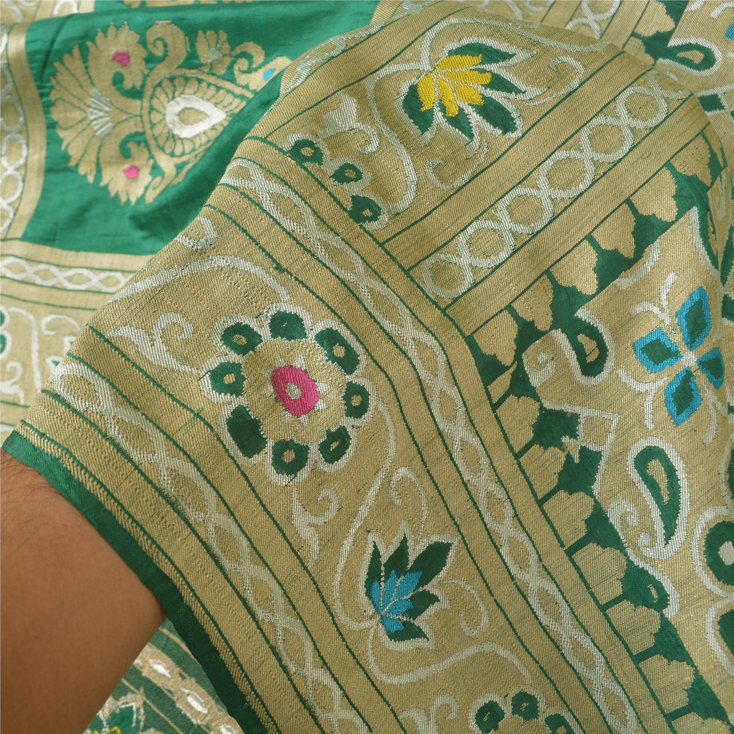 Sanskriti Vintage Green Indian Sarees Hand Woven 100% Pure Silk Sari 5yd Fabric