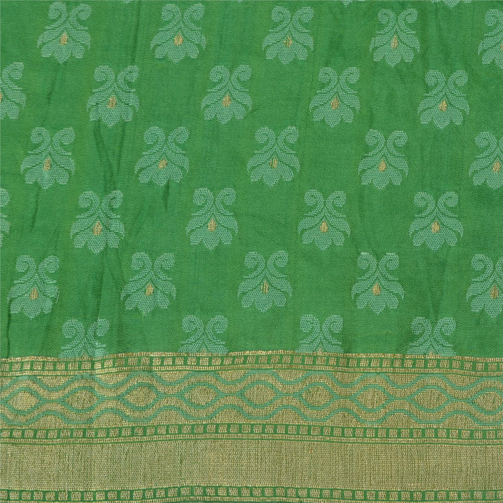 HS-6894 designcloseup resized