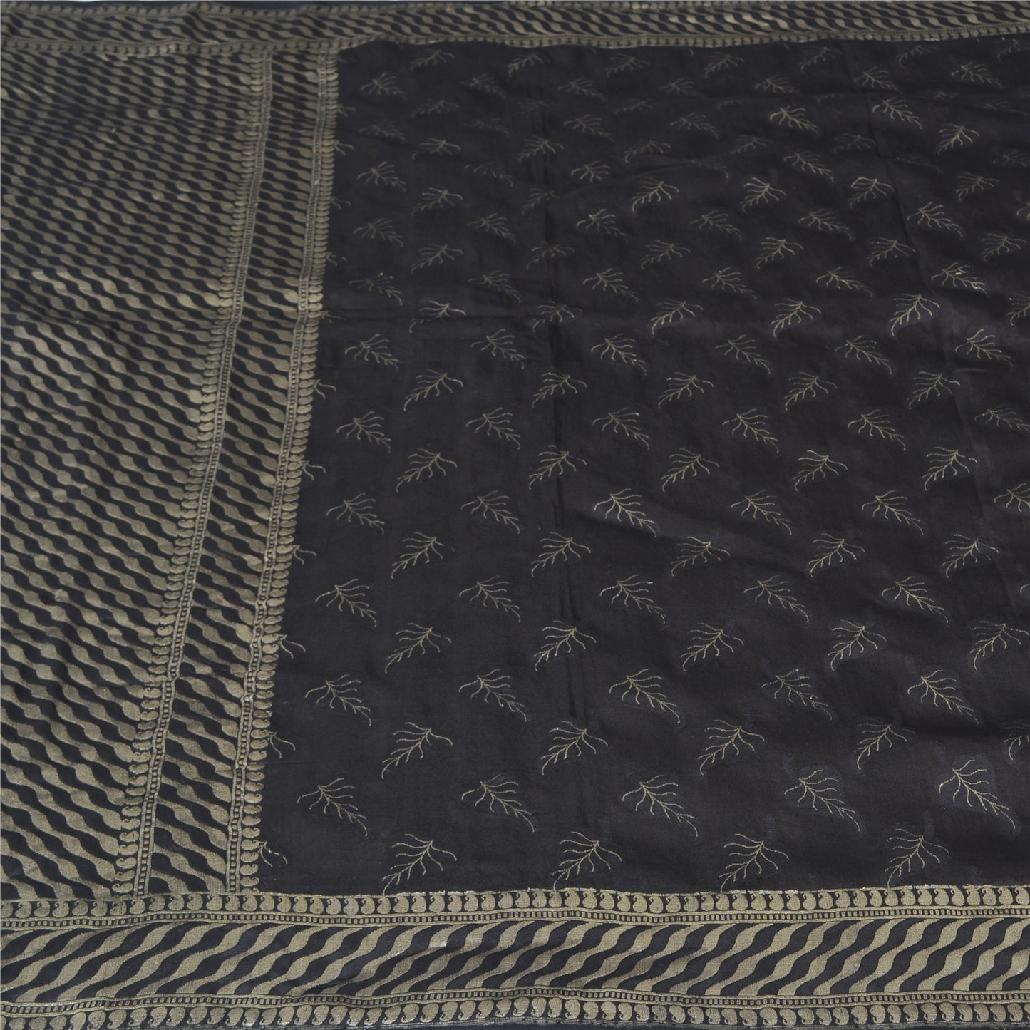 Sanskriti Vintage Black Sarees Pure Silk Hand Woven Premium Sari Craft Sustainable Fabric