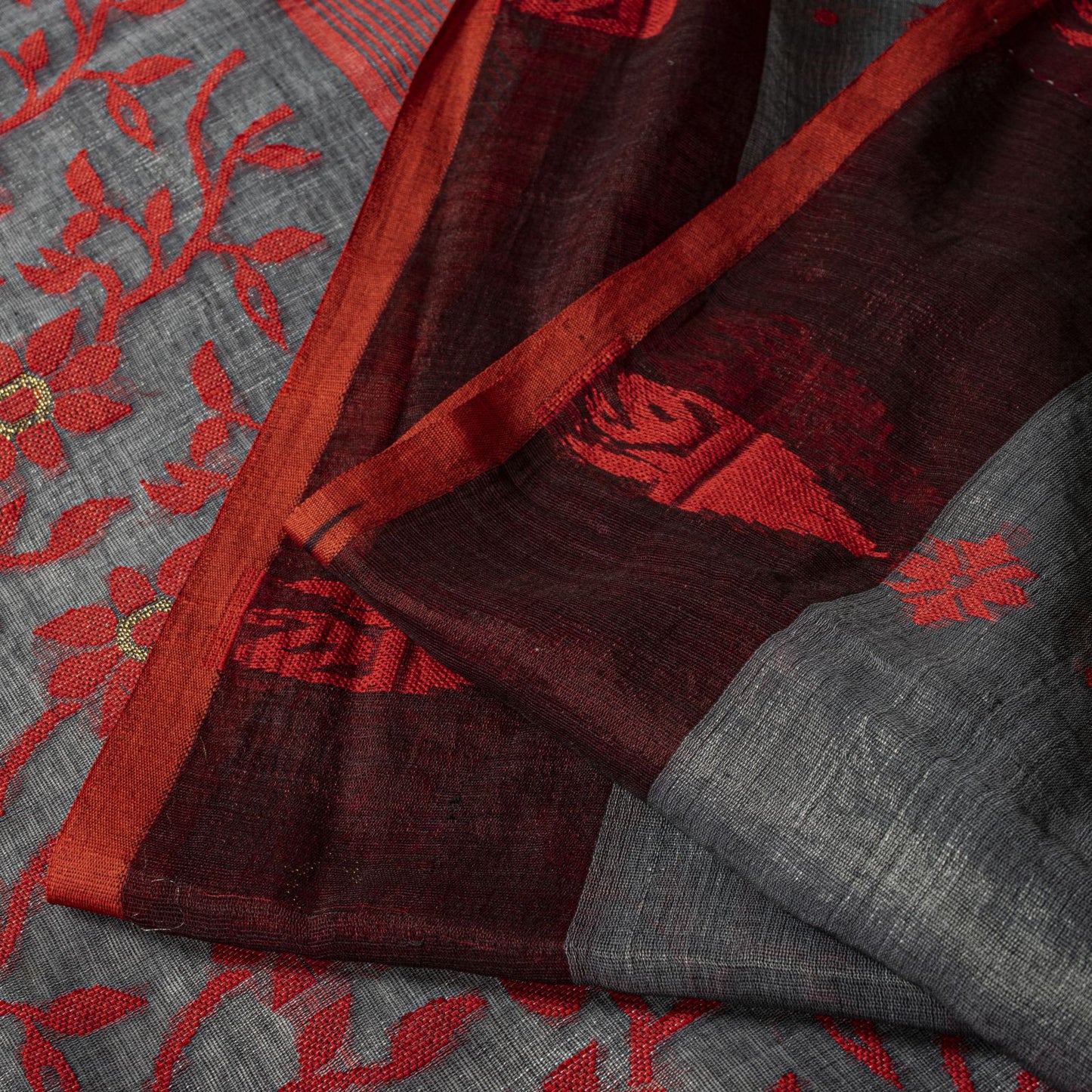 Sanskriti Vintage Saree Gray-Red Blend Cotton Jamdani Woven West Bengal 5.5YSari