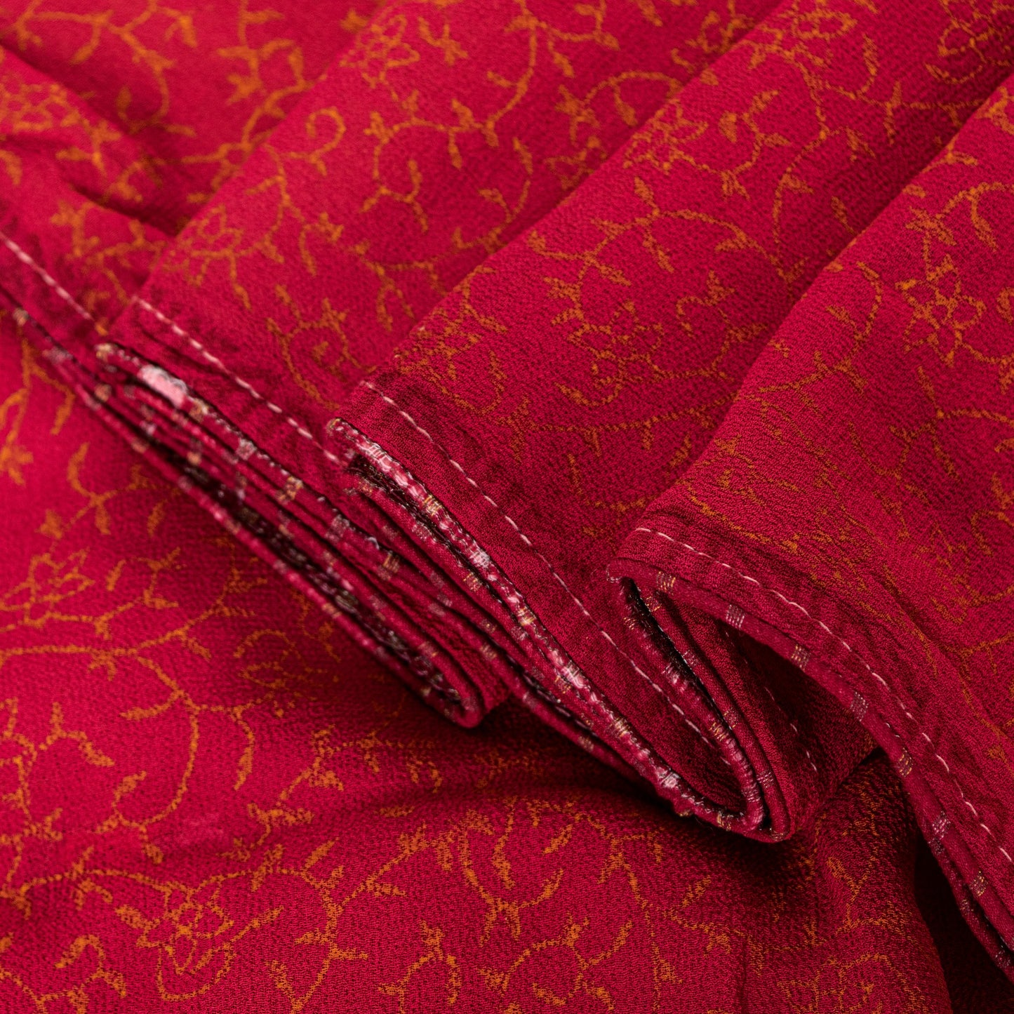Sanskriti Vintage Saree Red 100% Pure Georgette Silk Saree Hand Embroidery 5.Yd Printed Craft fabric Uses-Table linen, Cushions, Curtains
