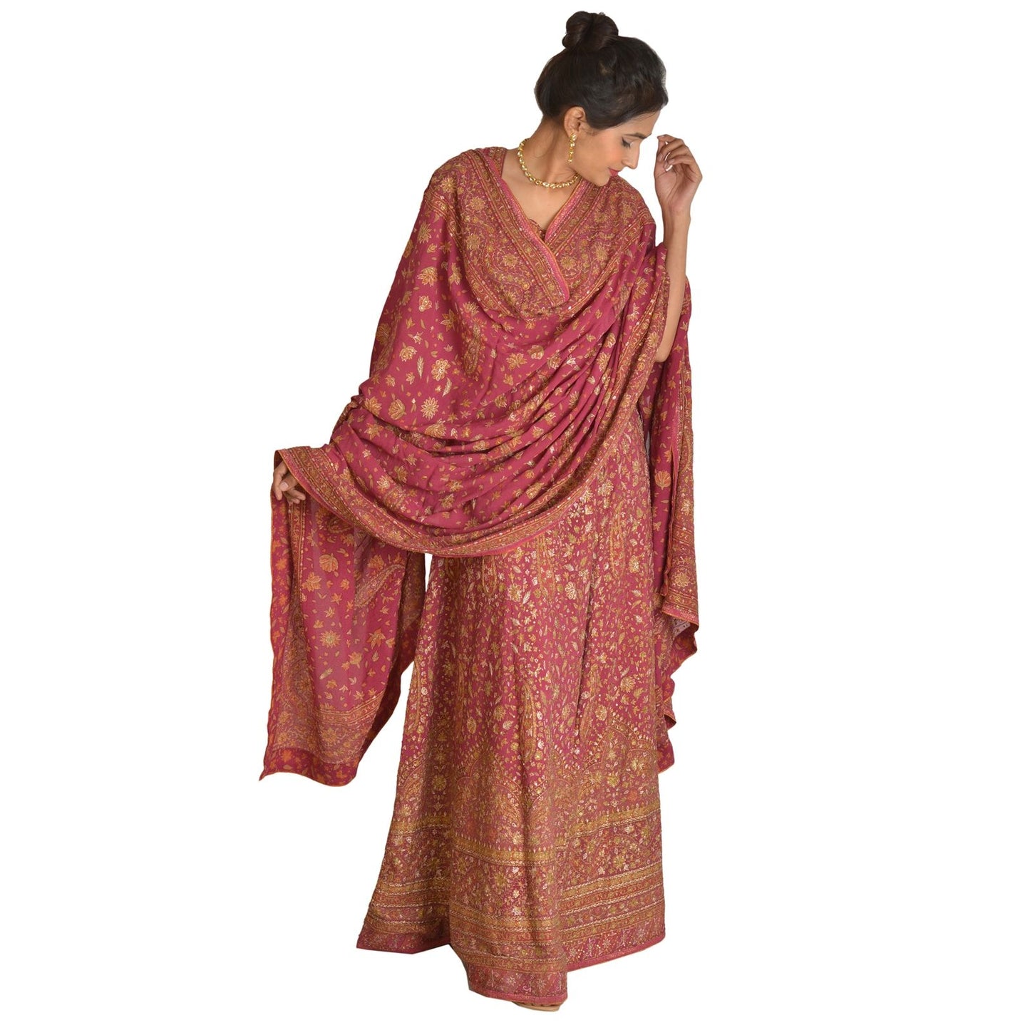 L-739 fulllengthdrawstringshot resized