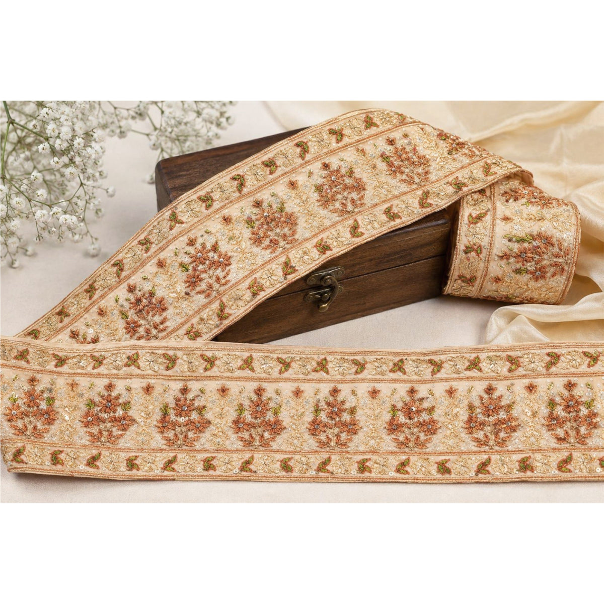 Sanskriti Vintage Embroidered 1 Yard Sari Border Pure Crepe Sewing Cream Lace