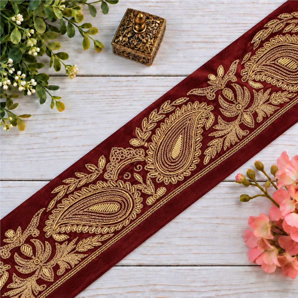 Sanskriti Vintage Hand Embroidered 1 Yard Sari Border Pure Silk Trim Brown Lace