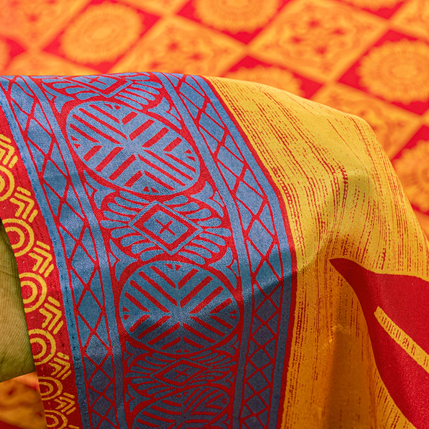 Sanskriti Vintage Sarees Craft Supplies Red Floral Printed 5YD Moss Crepe Sari