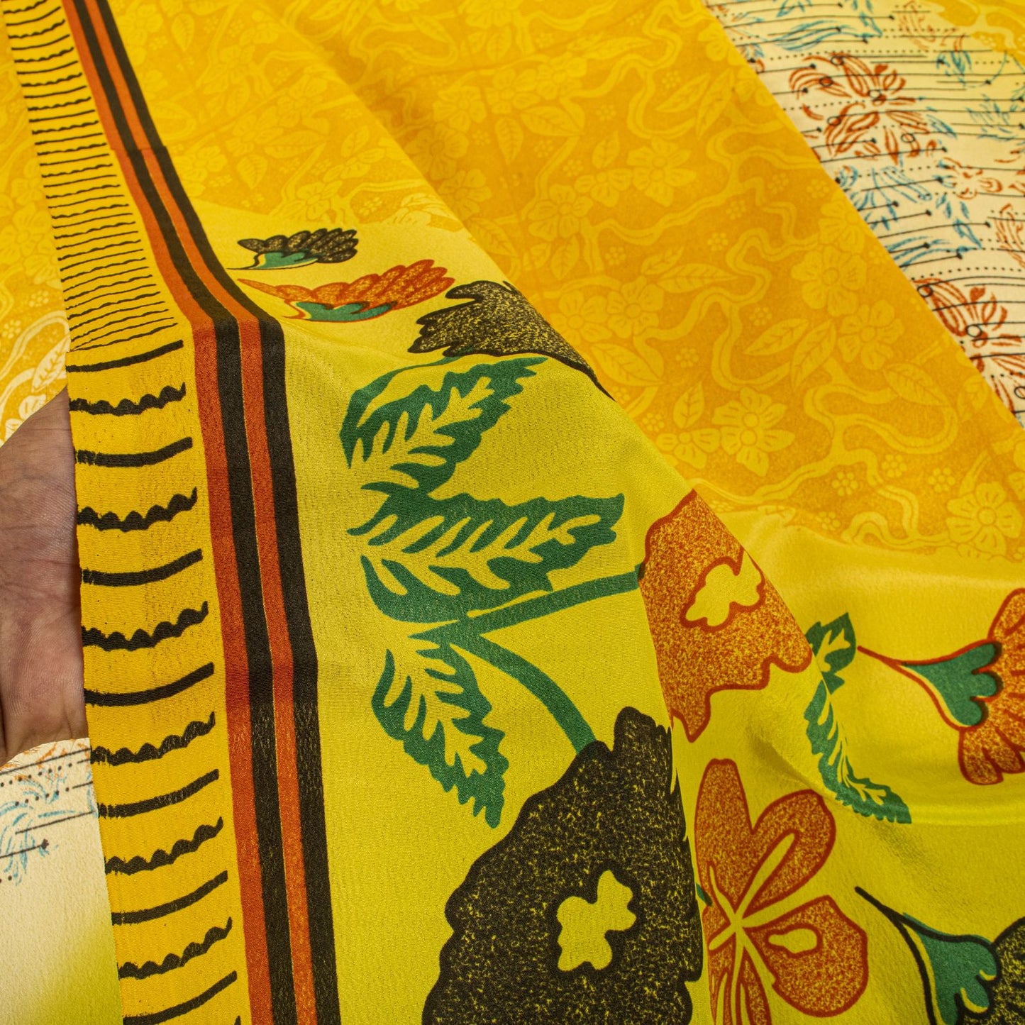 Vintage Yellow Moss Crepe Saree Floral Print Soft Fabric 5.5+Yard Craft Sewing Smooth Sari