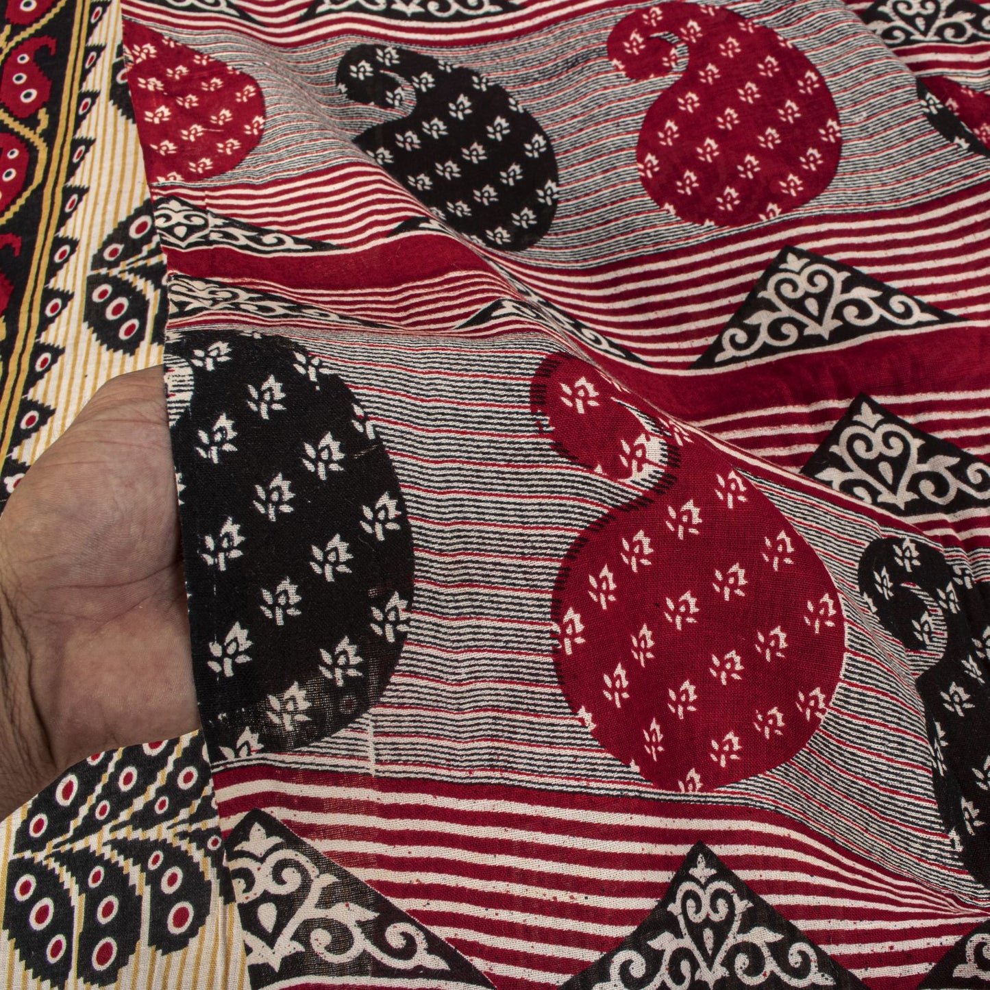 Sanskriti Vintage Saree Red Pure Cotton Paisley Printed Craft Fabric 5+Yard Sari