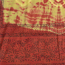 Load image into Gallery viewer, Sanskriti Vintage Sarees Green/Red Bandhani Kota Woven Pure Cotton Sari Fabric
