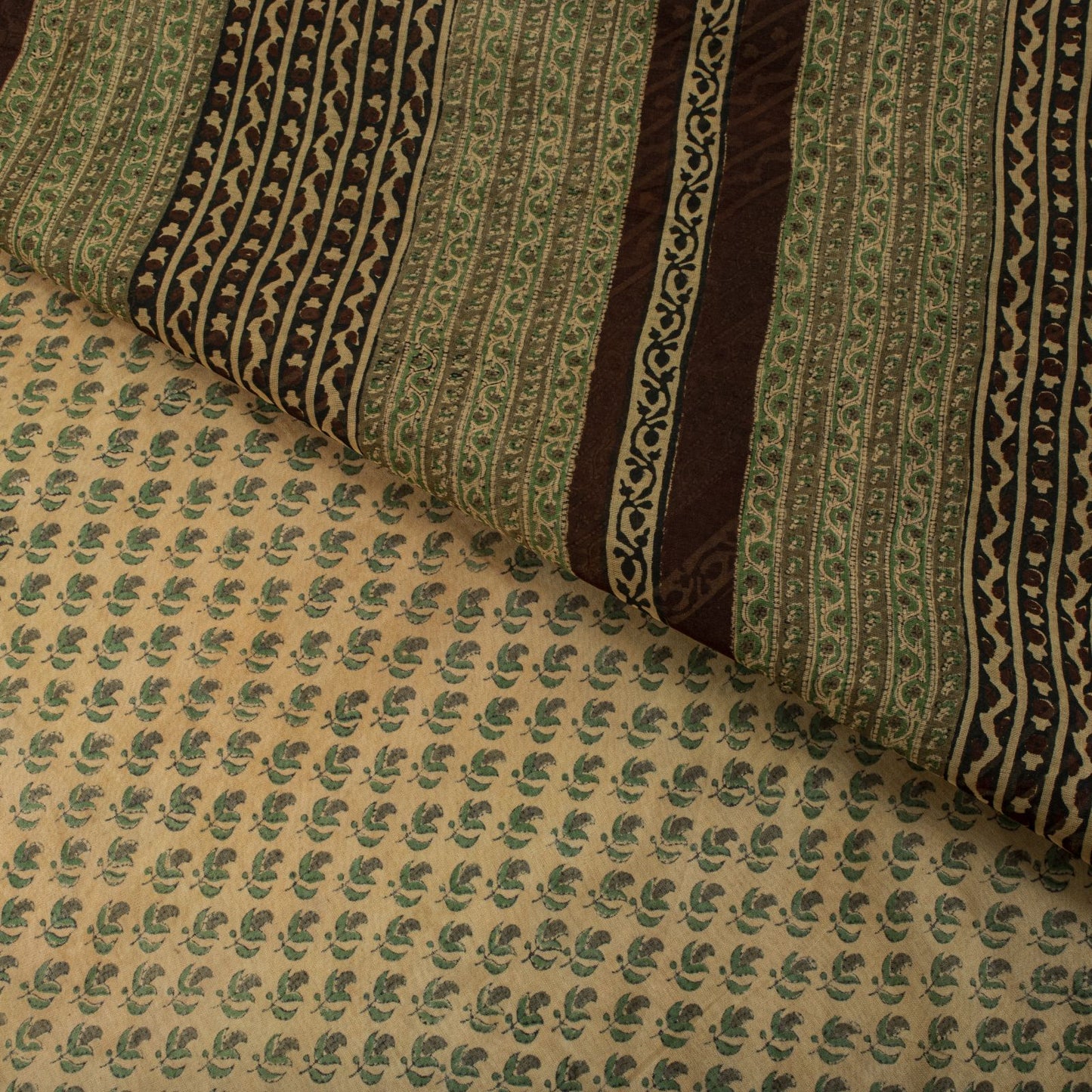 Sanskriti Vintage Saree Green Pure Cotton Hand Block Printed Sari 5+Yard Fabric