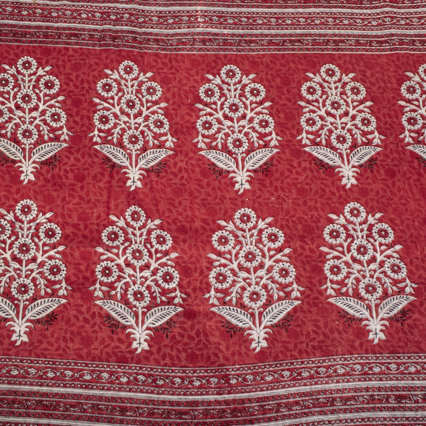 Sanskriti Vintage Saree Red-White Pure Cotton Floral Print Craft Fabric 5YDSari