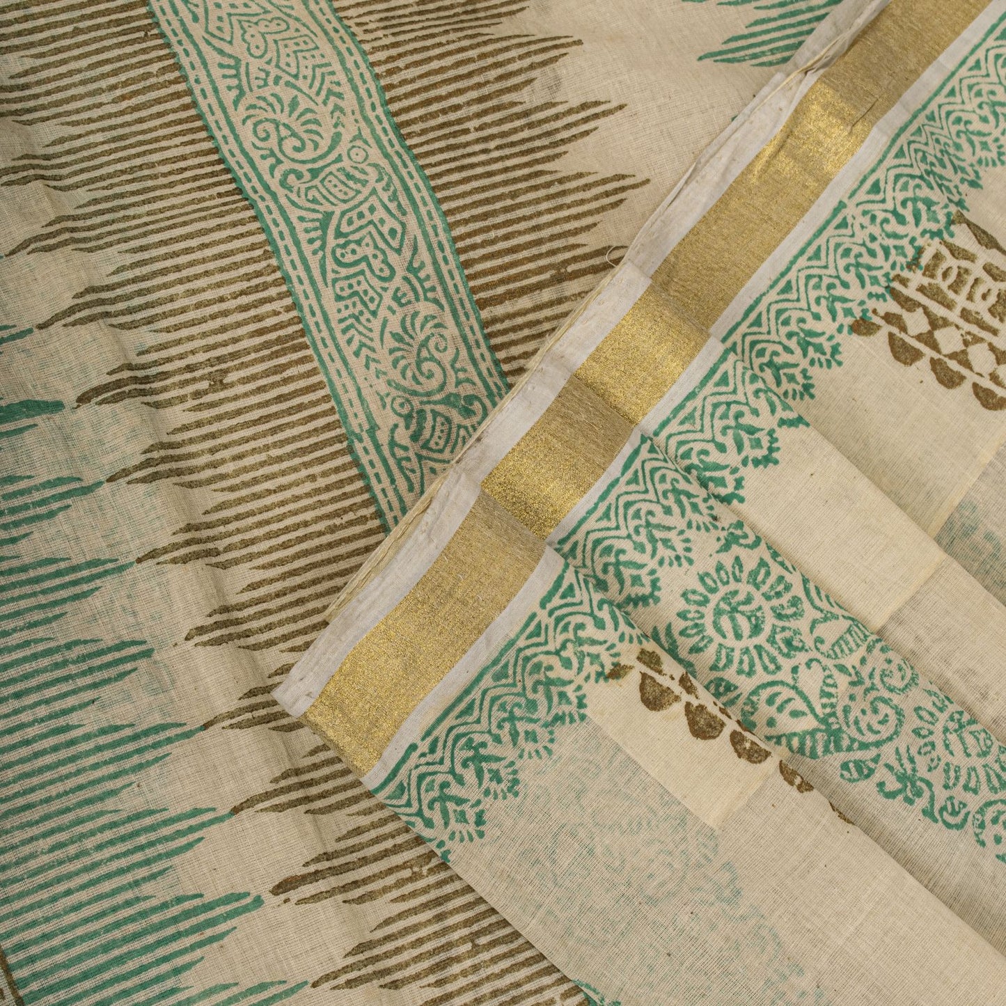 Sanskriti Vintage Saree Off-White Pure Cotton Hand Block Print Craft Fabric Sari