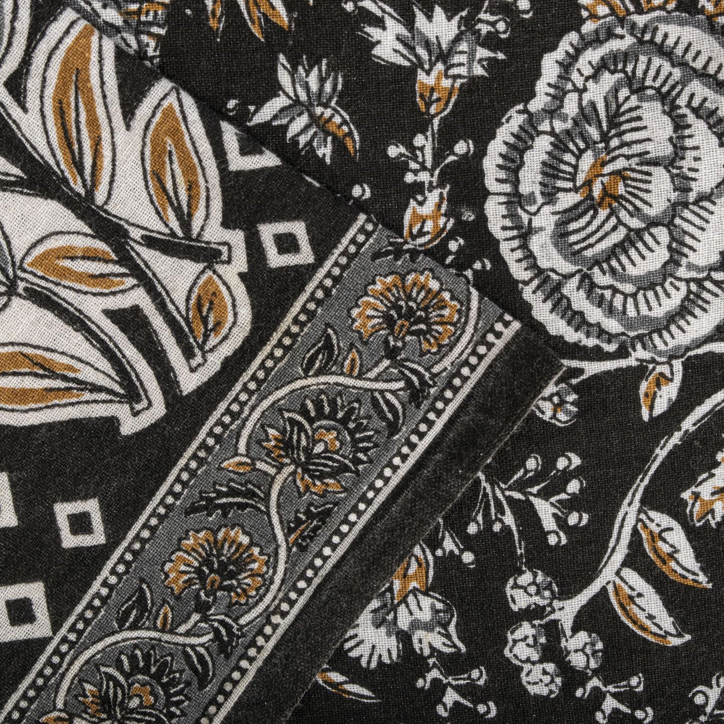 Sanskriti Vintage Saree Black 100% Pure Cotton Kalamkari Style Floral Printed Fabric 5+Yard Sari