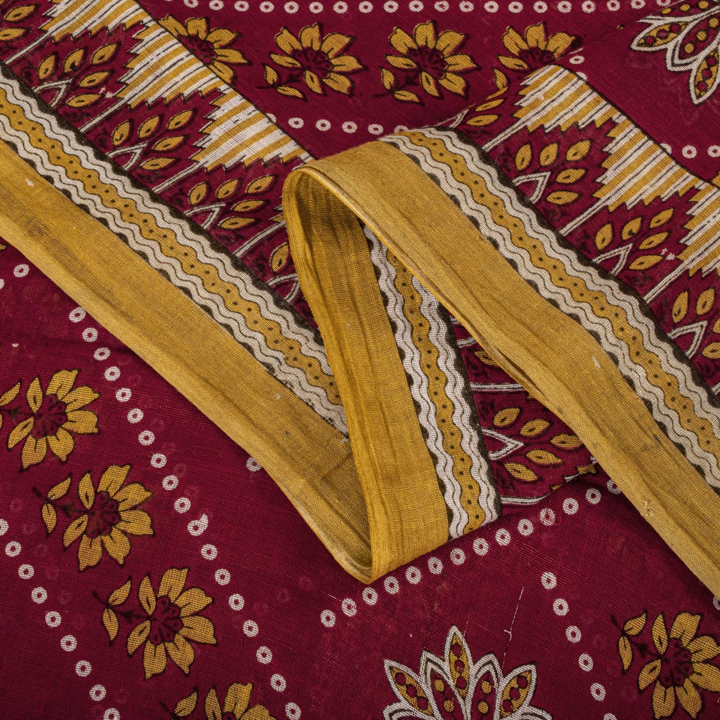 Vintage Saree Red 100% Pure Cotton Floral Printed 5 Yard Craft Fabric Indian Sari