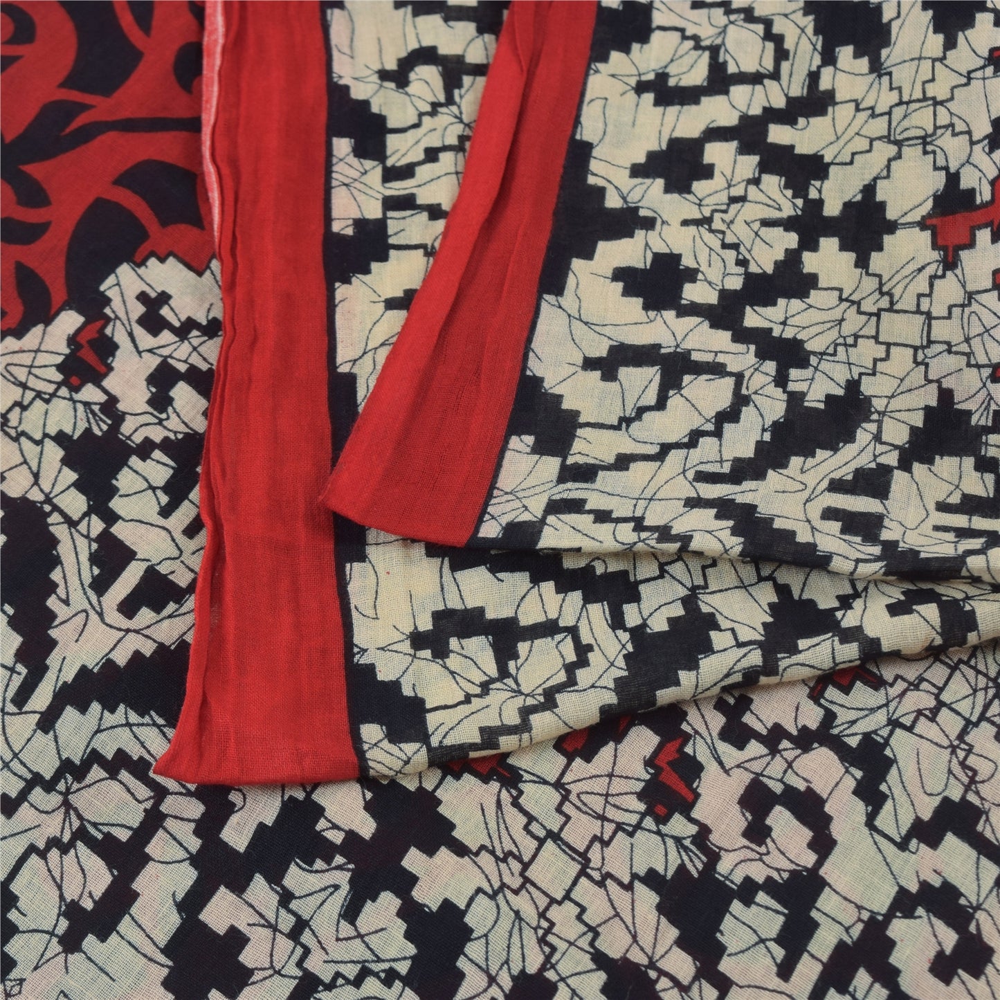 Sanskriti Vintage Sarees Red/Black Pure Cotton Printed Sari 5yd Craft Sustainable Fabric
