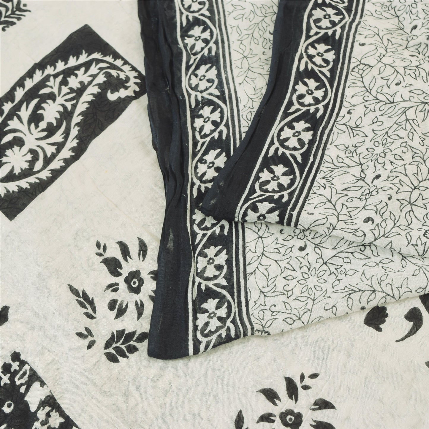 Sanskriti Vintage Sarees Indian White Pure Cotton Printed Sari 5yd Craft Sustainable Fabric