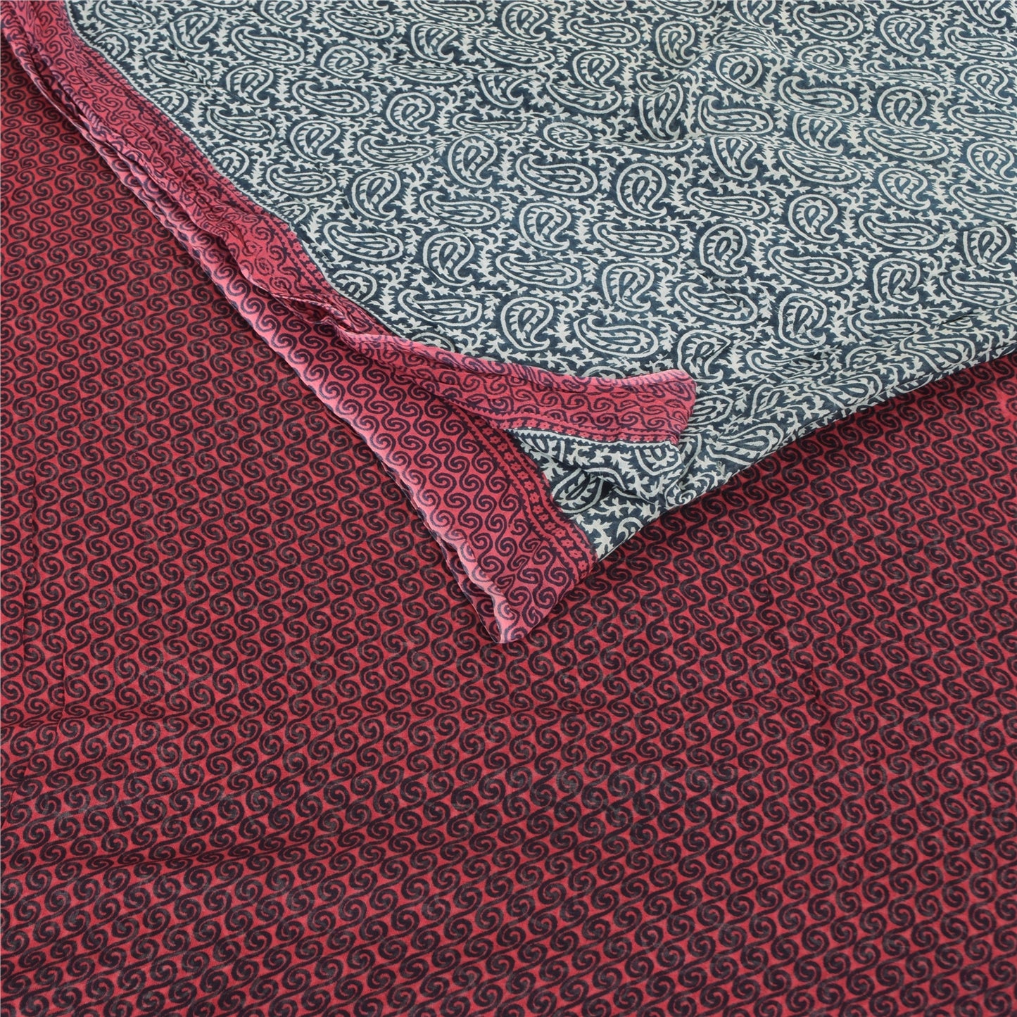 Sanskriti Vintage Sarees Green/Red Pure Cotton Paisley Printed Sari Craft Sustainable Fabric