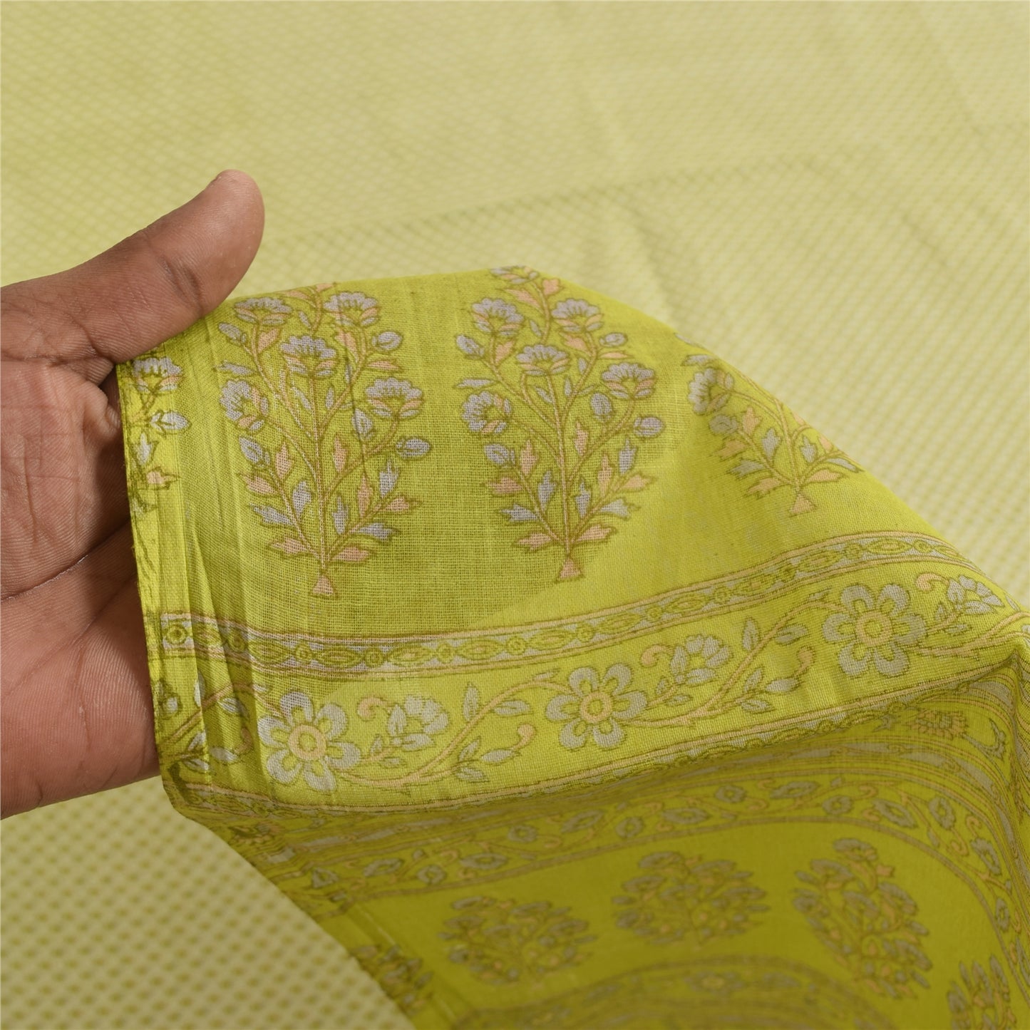 Sanskriti Vintage Sarees Ivory & Green Pure Cotton Print Sari 5+yd Craft Fabric