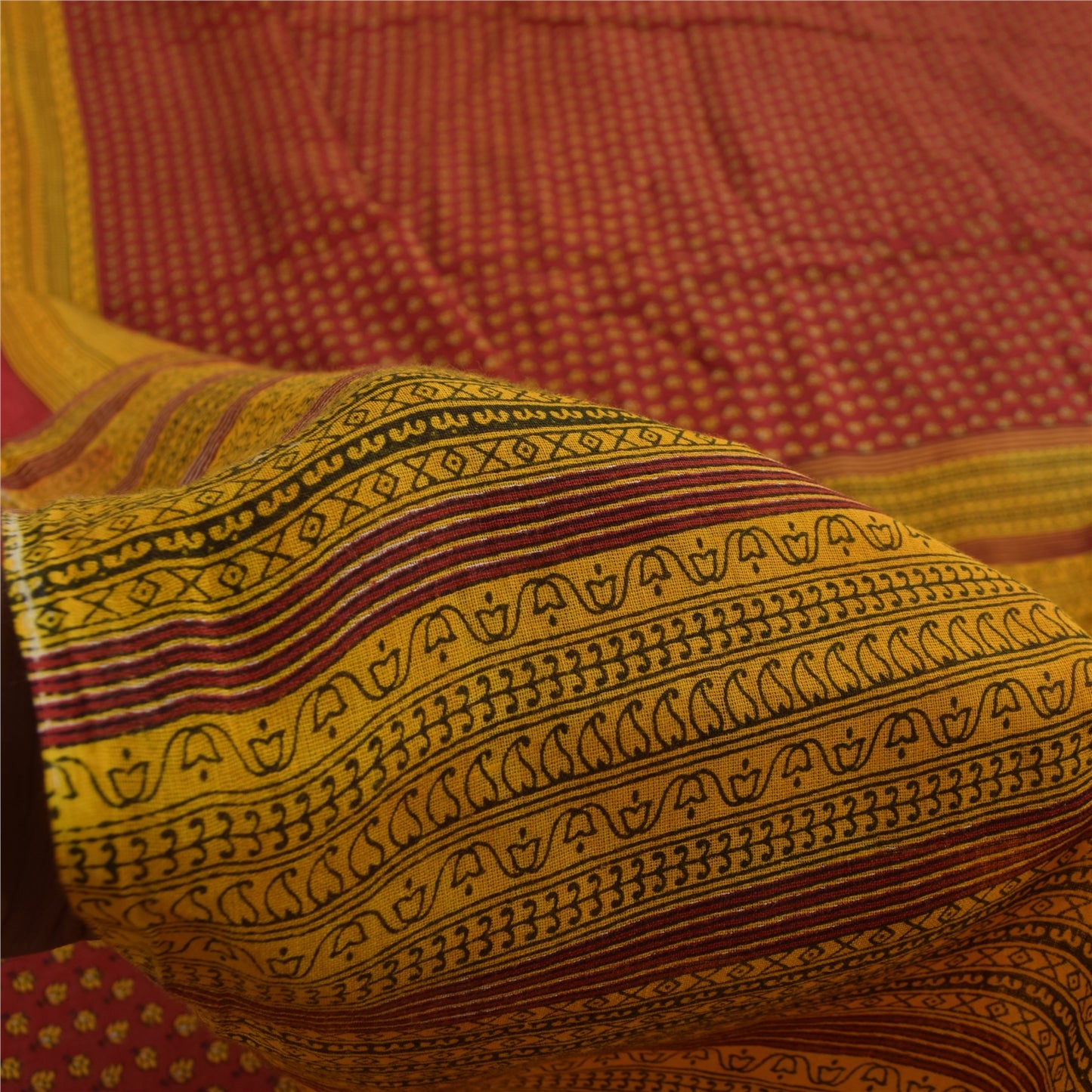 Sanskriti Vintage Sarees Indian Red Pure Cotton Floral Printed Sari 5+yd Fabric