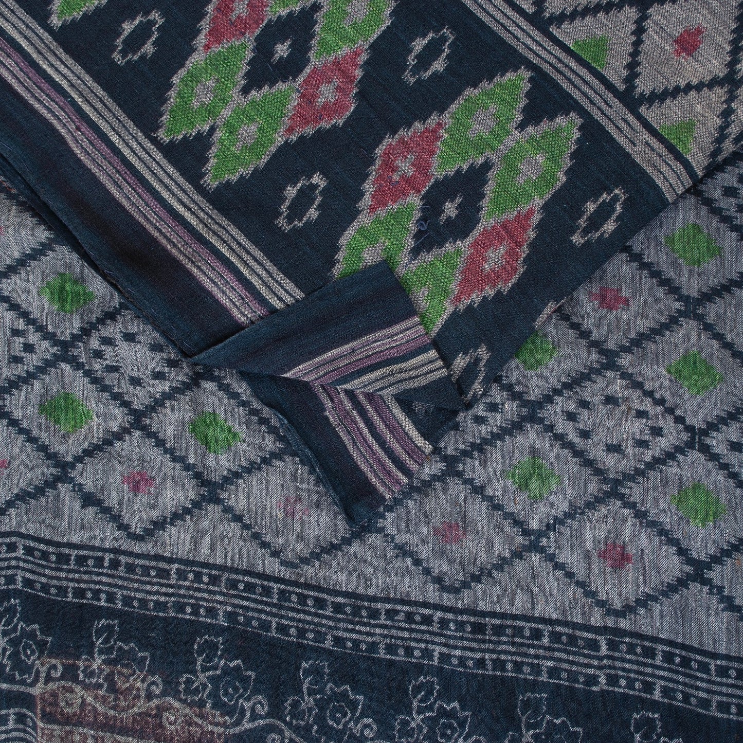 Sanskriti Vintage Sarees Gray & Black Pure Cotton Printed Sari 5+yd Craft Fabric