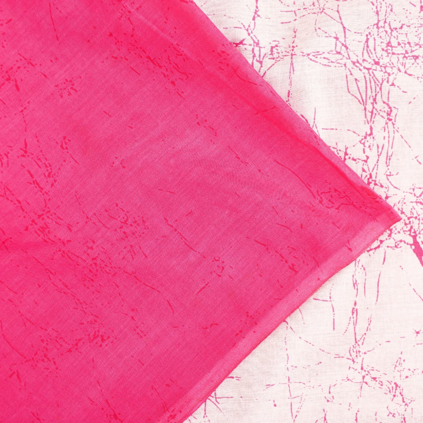 Sanskriti Vintage Sarees White & Pink Pure Cotton Batik Print Sari 6+yd Fabric