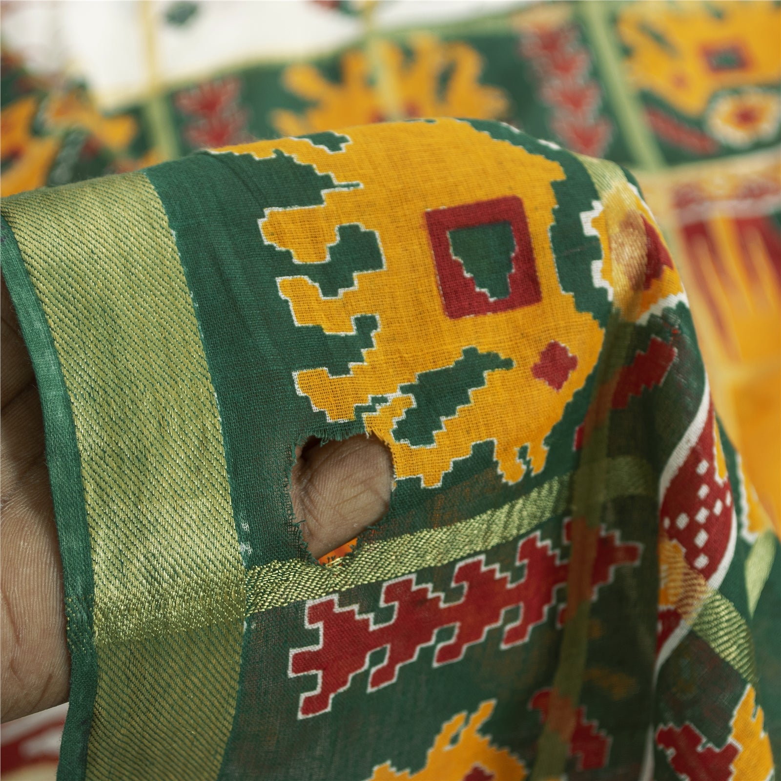 Sanskriti Vintage Sarees White & Green Pure Cotton Patan Patola Sari 5+yd Fabric