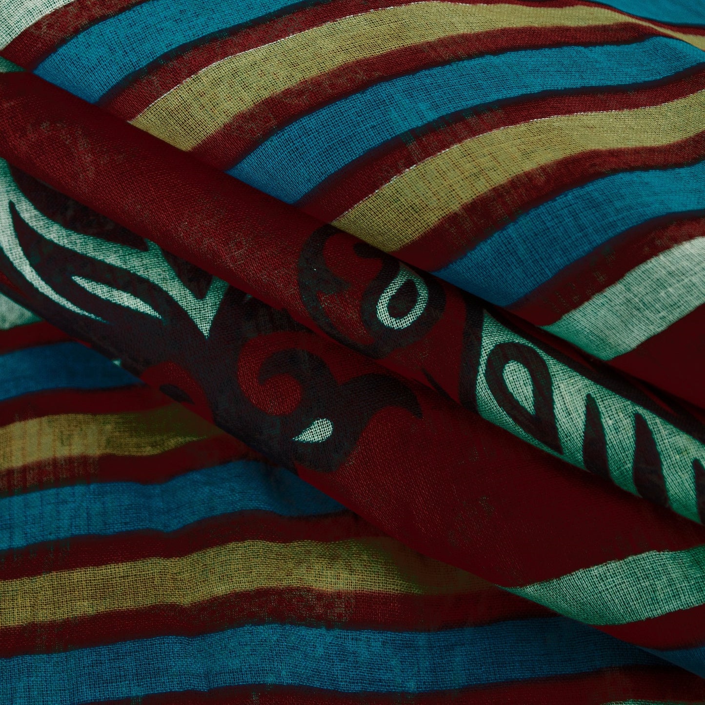 Sanskriti Vintage Sarees Red Pure Cotton Floral Printed 5+yd Sari Craft Fabric