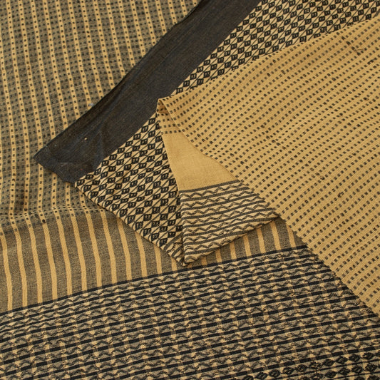 Sanskriti Vintage Sarees Cream Pure Cotton Geometric Woven 5+YD Heritage Sari