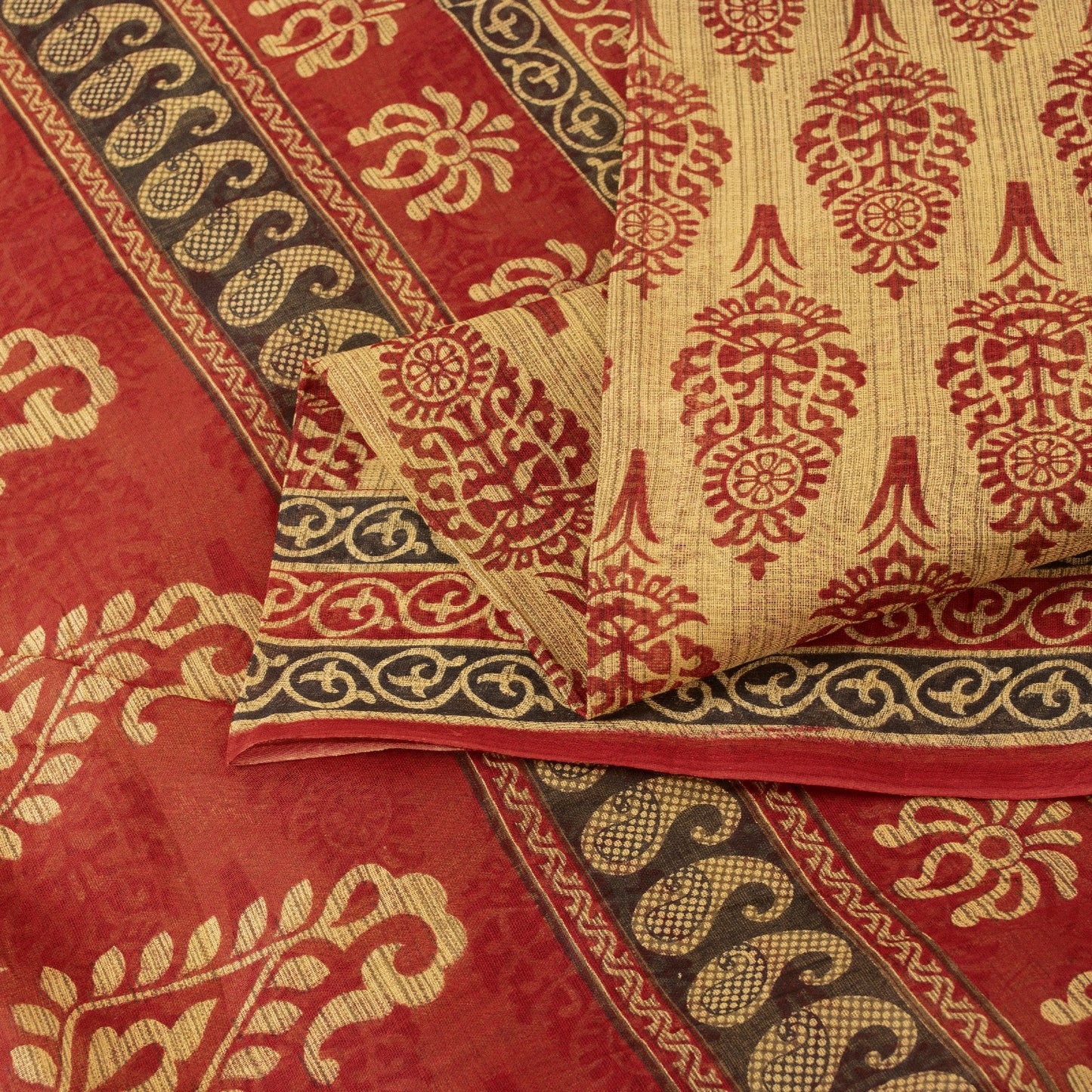 Sanskriti Vintage Sarees Cream & Red Pure Cotton Block Floral Printed 5+YD Sari