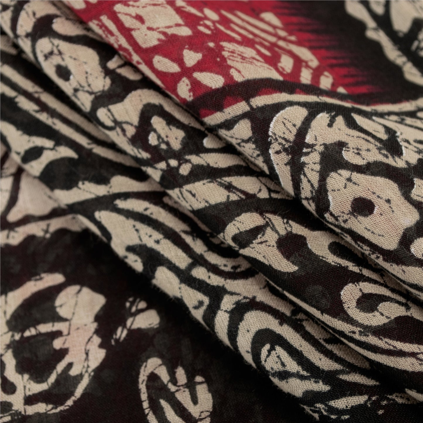 Sanskriti Vintage Sarees Red & Black Pure Cotton Batik Print Sari 5+yd Fabric