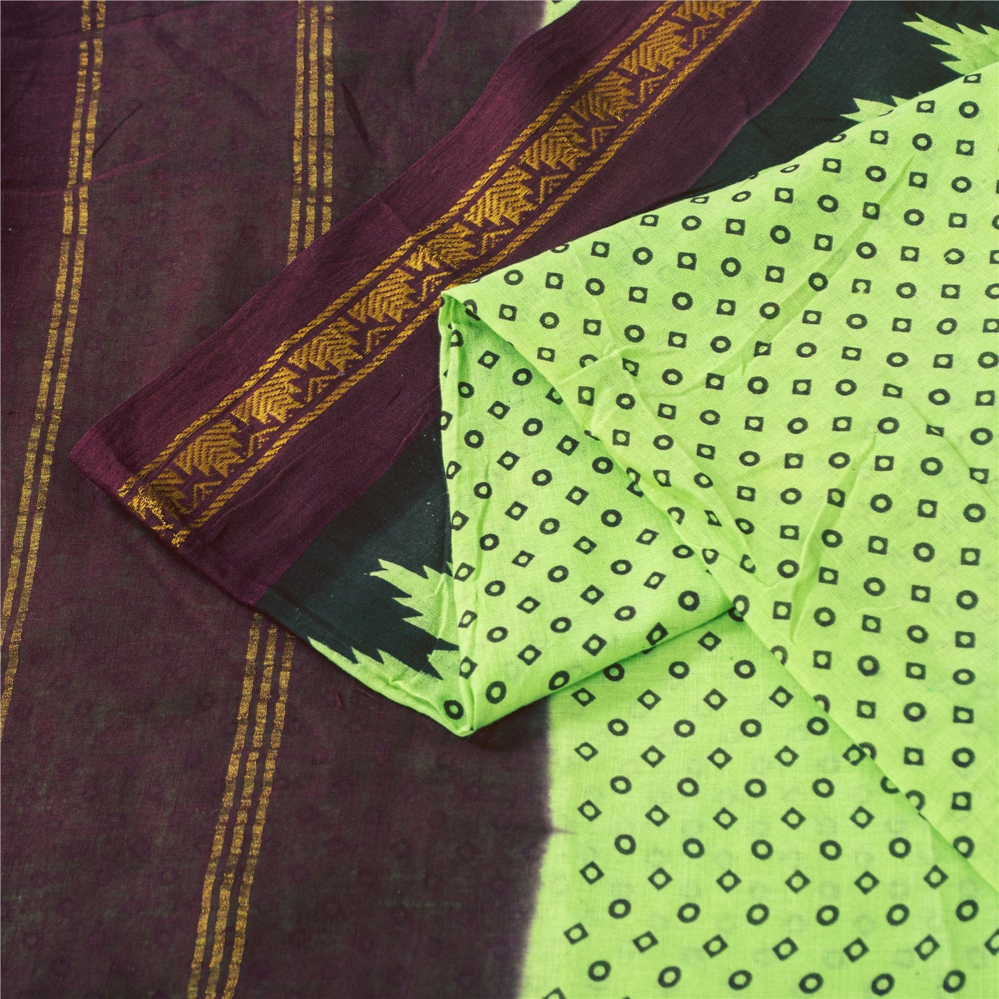 Sanskriti Vintage Sarees Green & RedPure Cotton Printed & Zari Woven 5+yd Fabric
