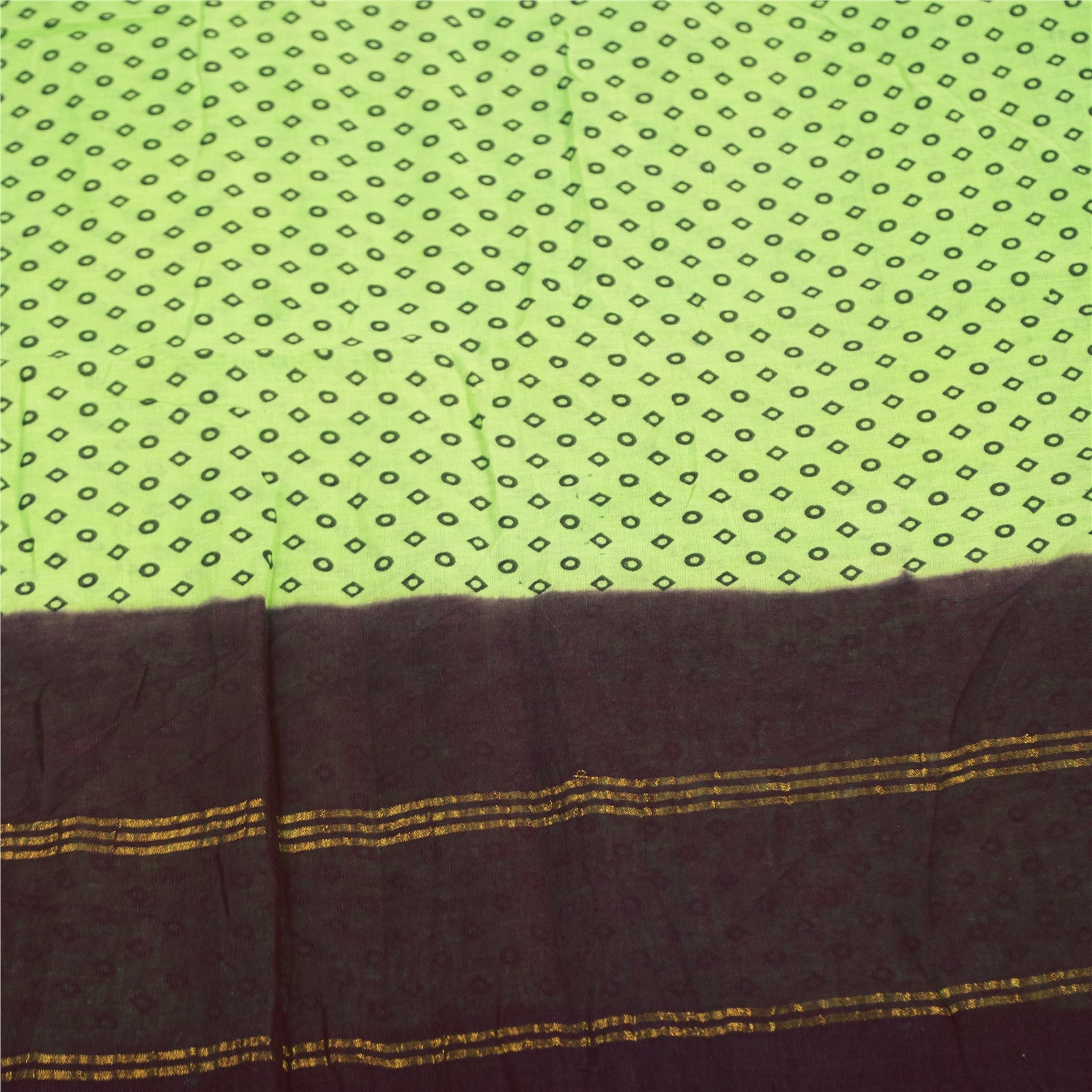 Sanskriti Vintage Sarees Green & RedPure Cotton Printed & Zari Woven 5+yd Fabric