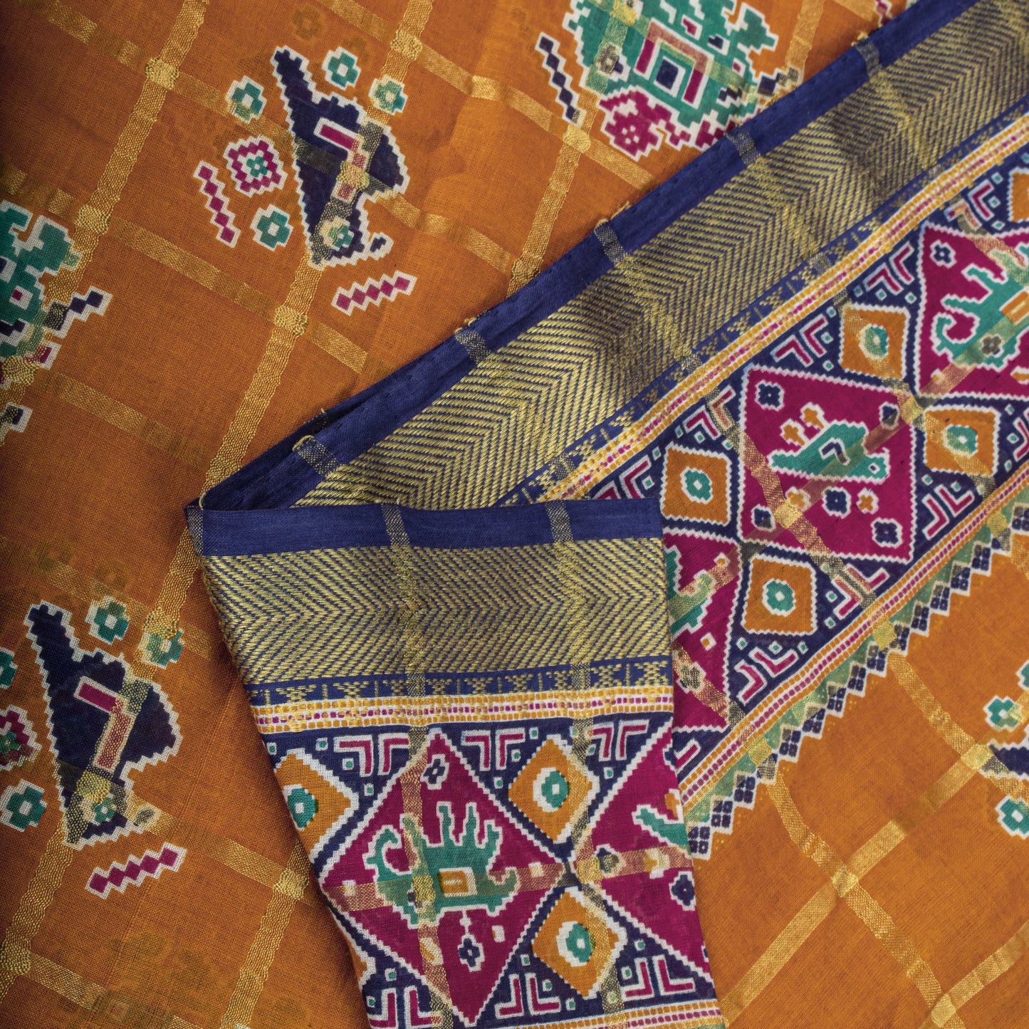 Sanskriti Vintage Saree Yellow Pure Cotton Patan Patola Printed Fabric 5.5YDSari