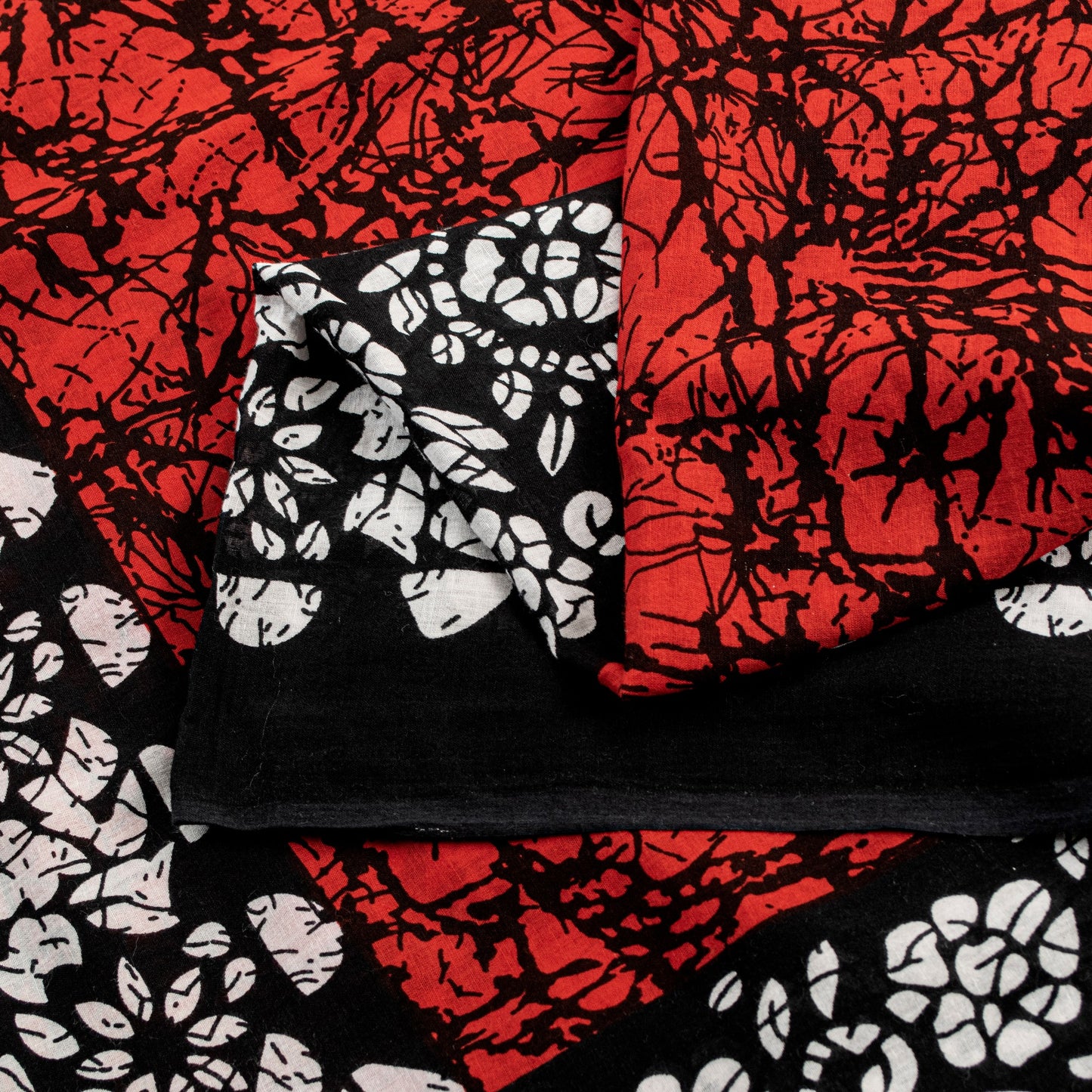 Sanskriti Vintage Sarees Red & Black Pure Cotton Batik Print Floral 5+YD Sari