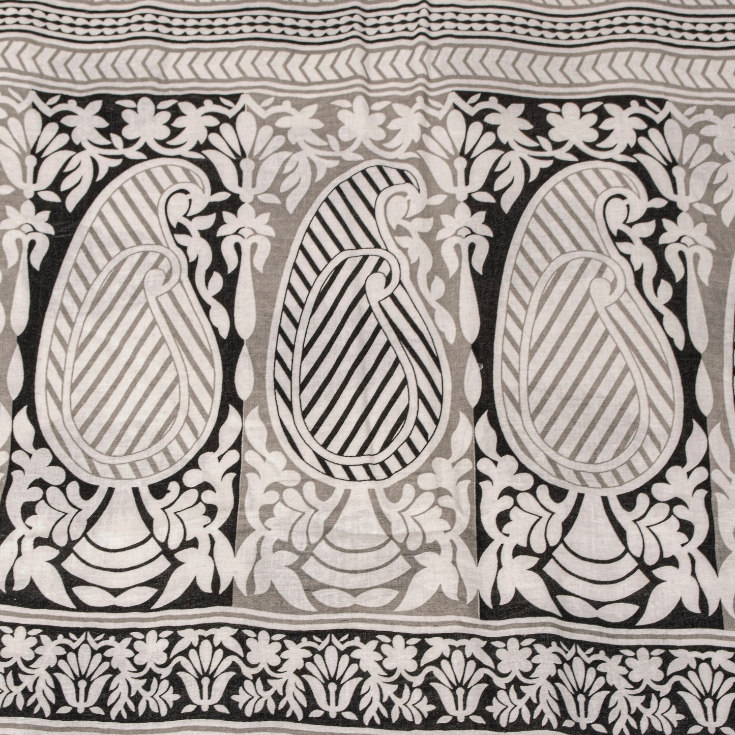 Sanskriti Vintage White-Black Pure Cotton Saree Digital Kalamkari Printed 5.5YD