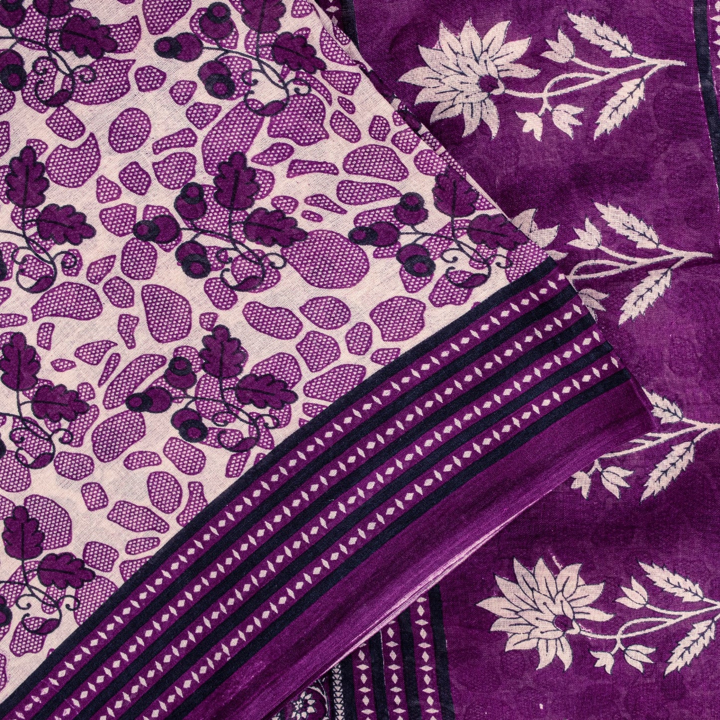 Sanskriti Vintage Soft Purple Pure Cotton Saree Floral Screen Printed Sari 5.5YD