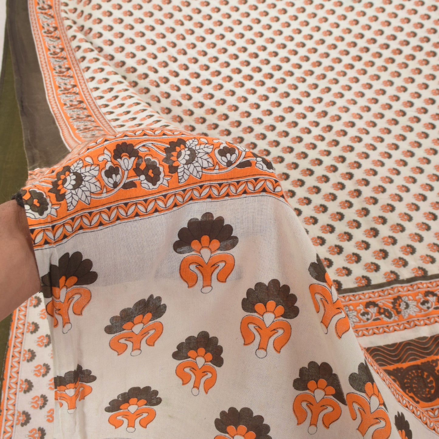 Sanskriti Vintage Soft Off-White Pure Cotton Saree Floral Block Print Sari 5.5YD
