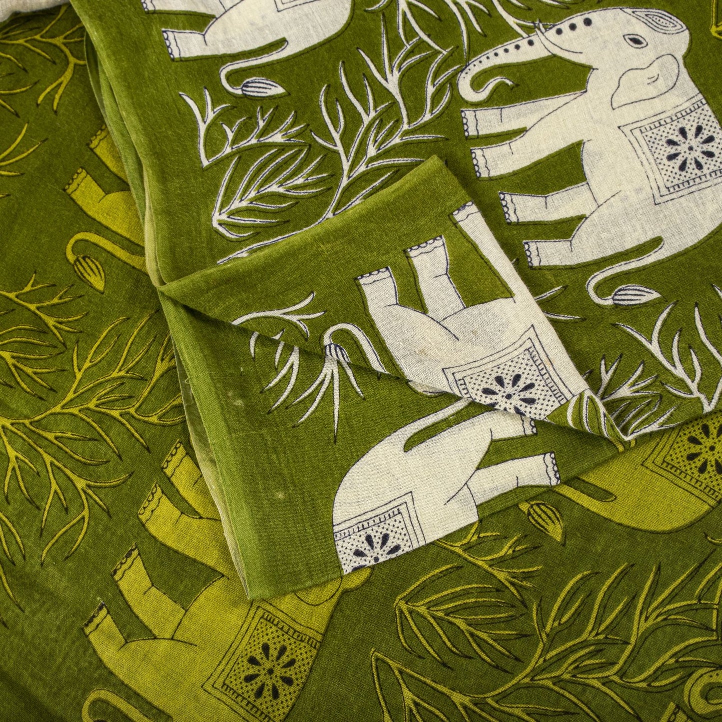 Sanskriti Vintage Saree Green 100% Pure Cotton Elephant Print Sari Fabric 5+Yard