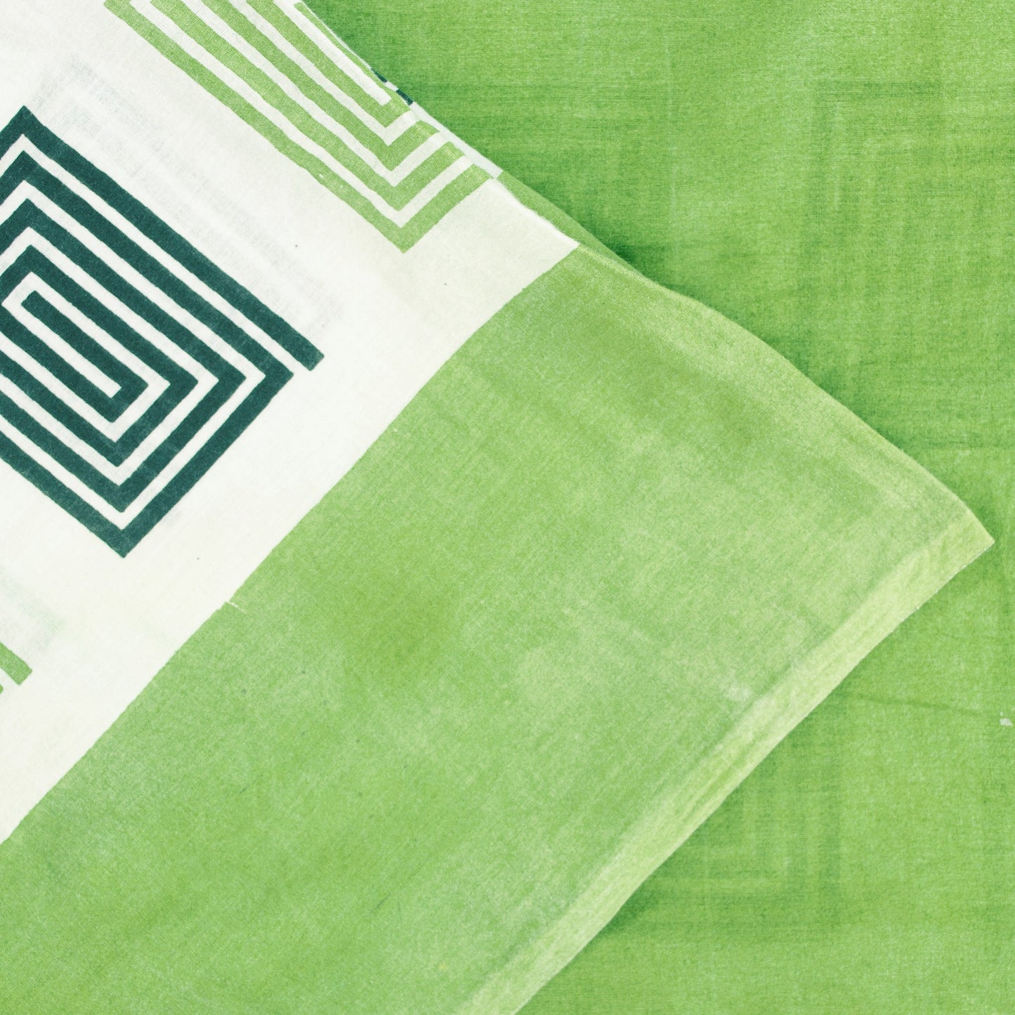 Sanskriti Vintage Sarees Green & Ivory 100%Pure Cotton Geometric Print 5+YD Sari