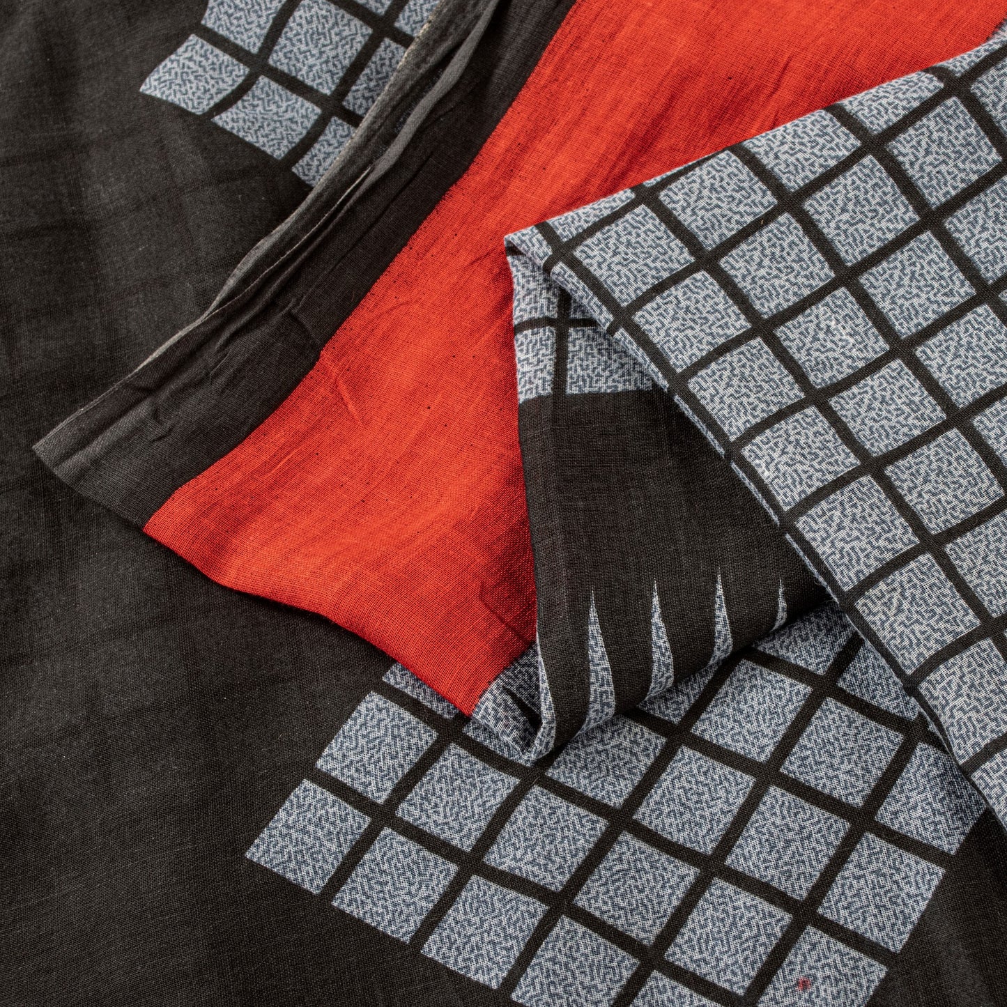 Sanskriti Vintage Gray-Black Pure Cotton Sarees 5.5+YD Fabric Geometric Printed