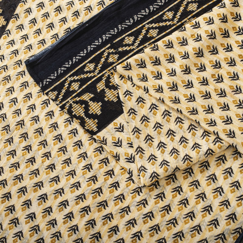 Sanskriti Vintage Saree Cream-Black Pure Cotton Floral Printed Sari 5.5+YDFabric
