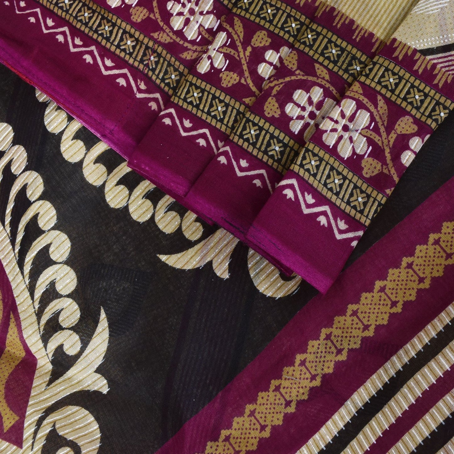 Sanskriti Vintage Beige-Purple Pure Cotton Saree Leaf Print Sari 5.5YD Fabric