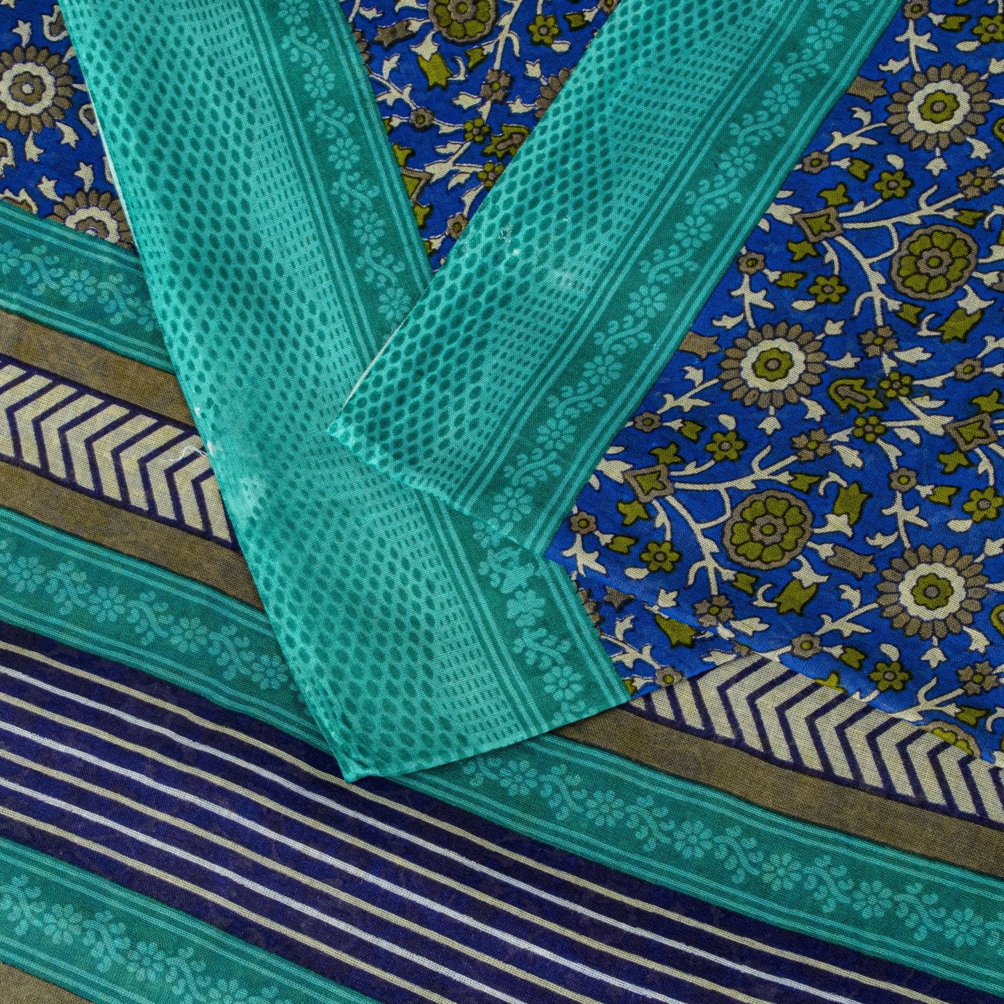 Sanskriti Vintage Blue Pure Cotton Saree Floral Printed Sari 5.5YD Craft Fabric