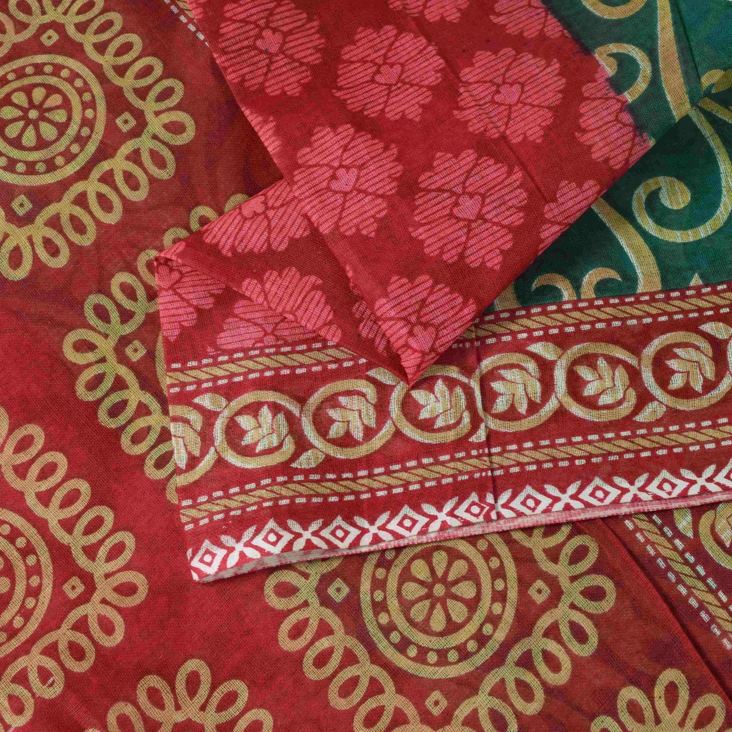 Sanskriti Vintage Saree Red-Green Pure Cotton Floral Rotary Printed Sari 5.5 Yd